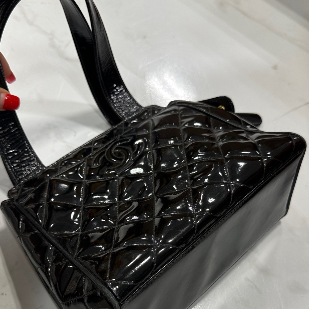Chanel Black Quilted Handbag